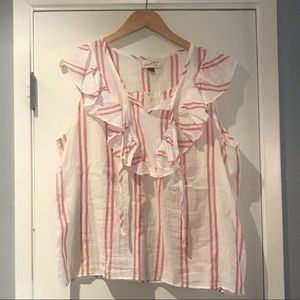 Universal Thread Ruffle Top Size XL